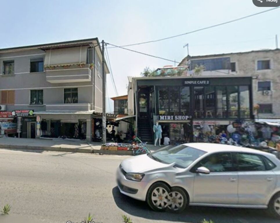 Negozio in vendita in via Kastriotet a Kamëz (ID 4171620)