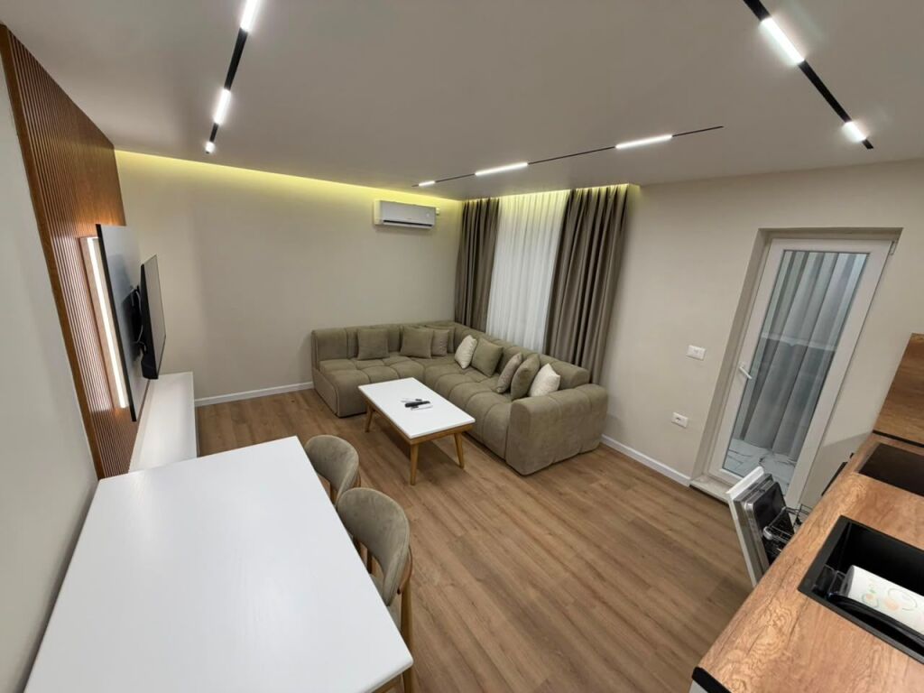 🏡 SUPER apartment 1+1 for sale  📍 “Kongresi i Manastirit” Street, opposite the Pediatrics