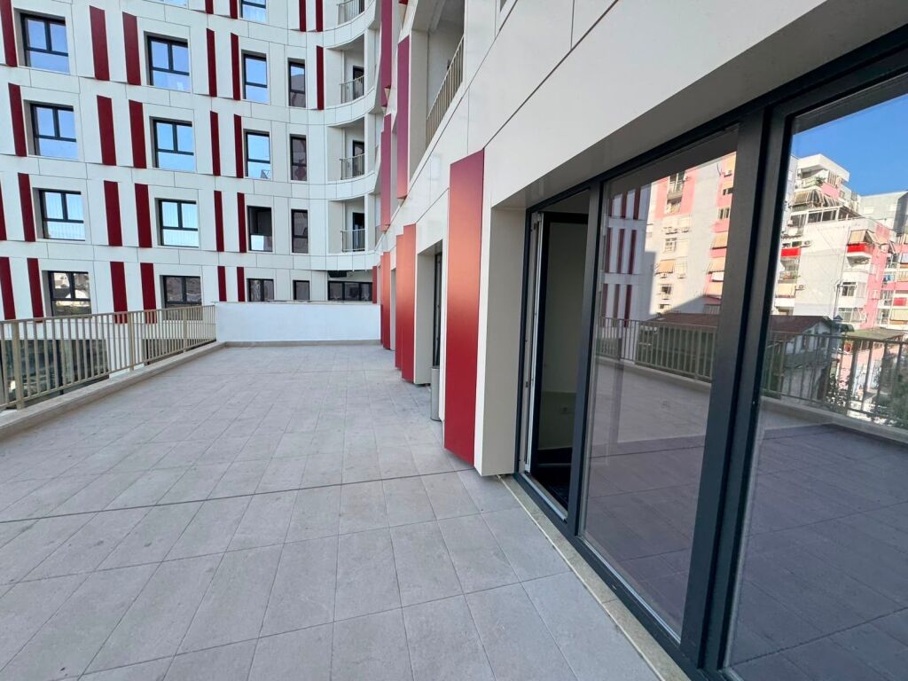 Office for rent at S_Living in Zog te Zi
