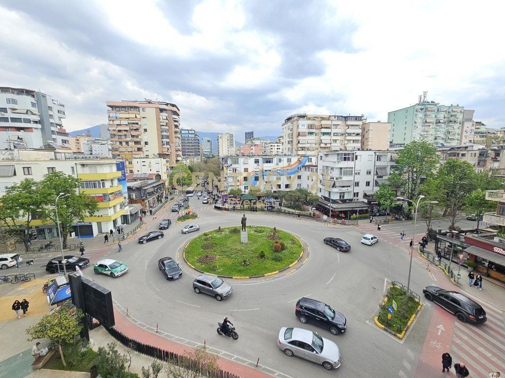 WILLSON SQUARE, OFFICE FOR RENT