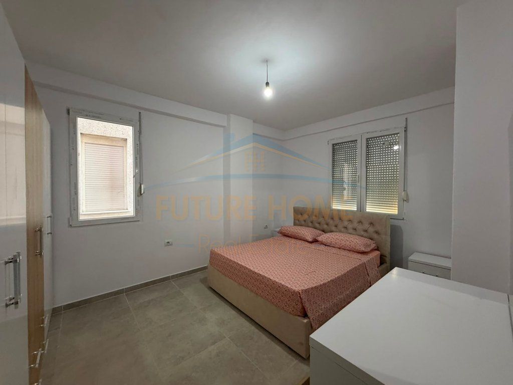 Qera, Apartament 3+1+2 Spitalle, Durres
