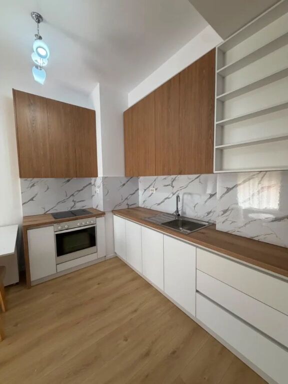 Jepet apartament 1+1 me qera tek Kompleksi Kadiu Ali Demi !