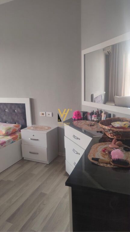 JEPET APARTAMENT 2+1+BLK ME QERA NE MISTO MAME 55.000 LEKE