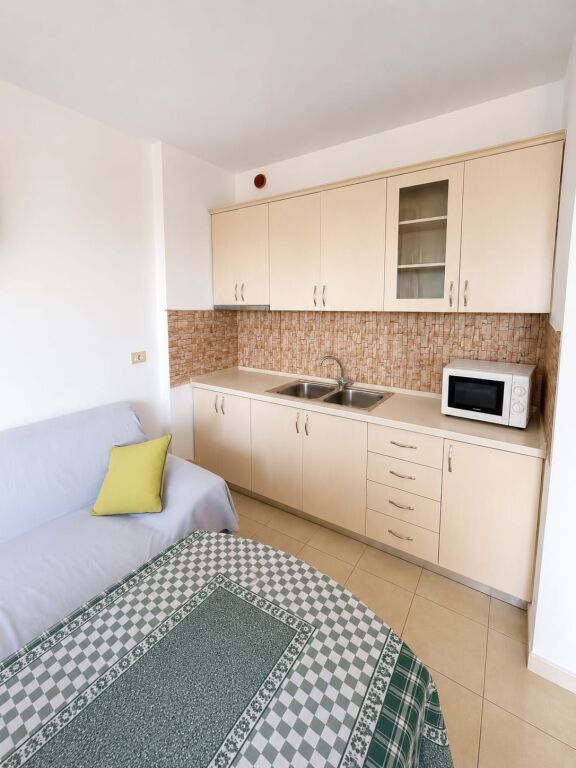Shitet apartament në Durrës — Plepa