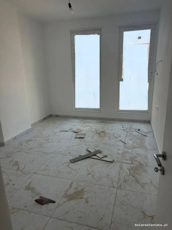 Office for rent at Univers City (ID BZ21035) Tirane