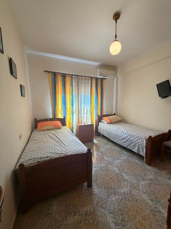 Apartament 3+1 me qira tek Stadiumi ,Durres !!