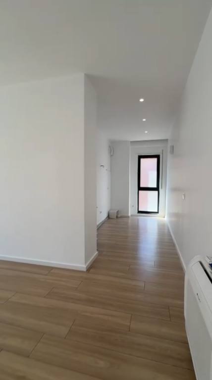 For rent 3+1+2 for Office Myslym Shyri !