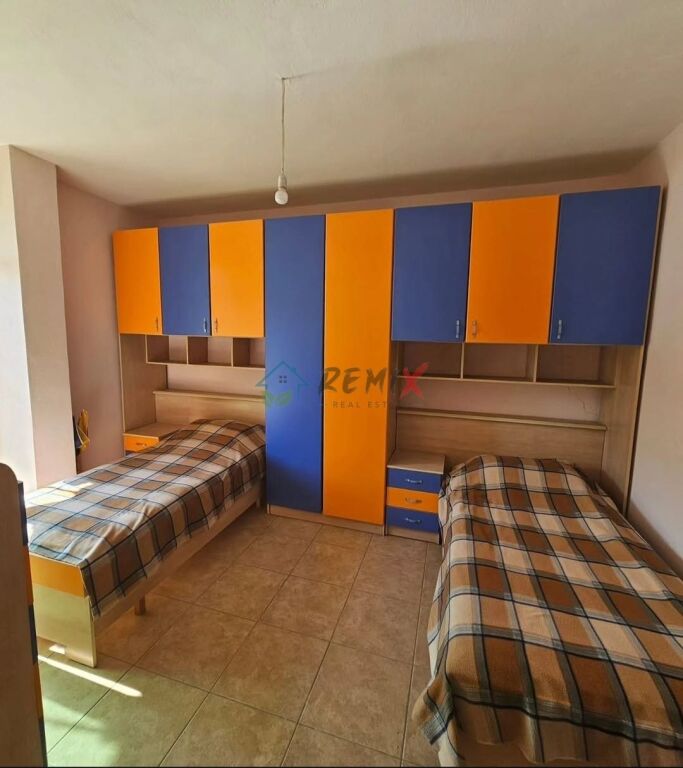 🏡 SHITET APARTAMENT 2+1+2 NË PLAZHIN E GOLEMIT