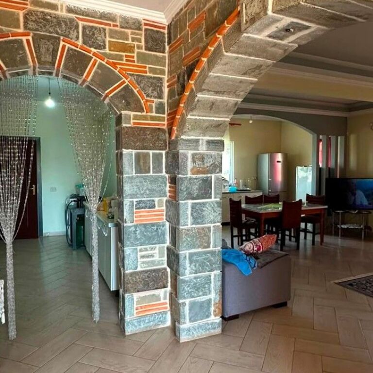 🏡 2-STORY VILLA FOR SALE | NEAR UNIVERS CITY ✨