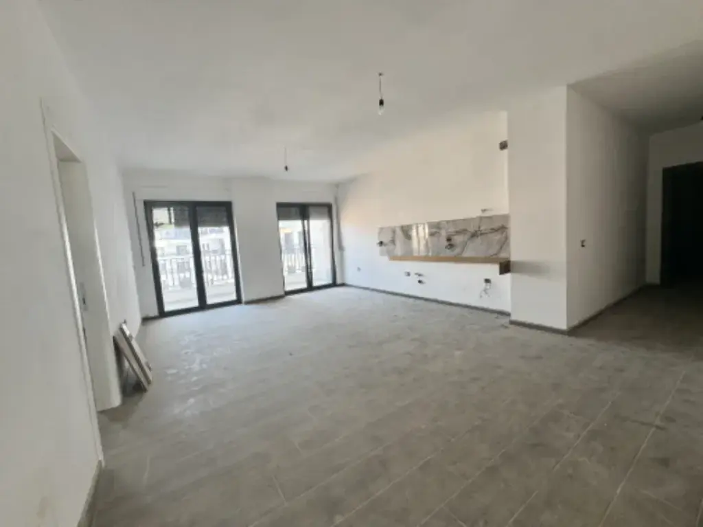 Appartamento 3+1+2 in affitto presso il Complesso Ndregjoni, Via Jordan Misja, Nuovo Viale.