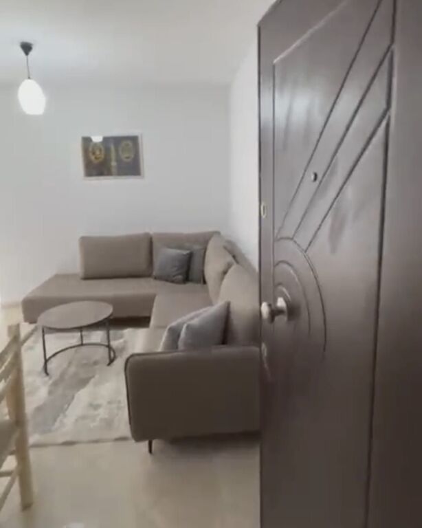 Shiten 2 apartamente 1+1 tek Kompleksi Molla , Astir , Yzberisht .