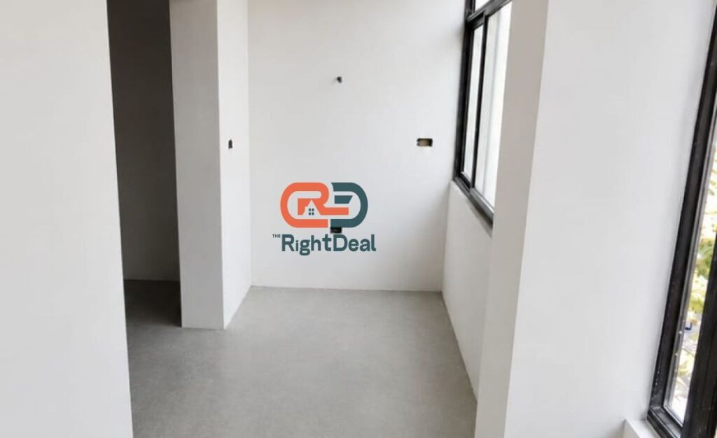 At Myslym Shyri, Apartment 3+1+2 for Sale, Fully Invested and with Ideal Location!!!