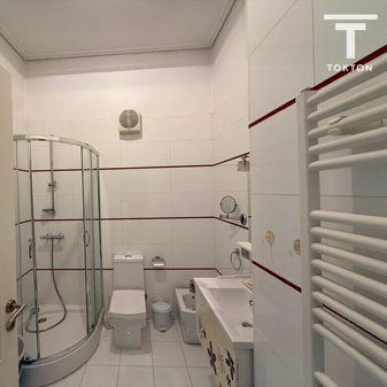SHITET, APARTAMENT 2+1+2+POST PARKIMI, FRESK, TIRANË