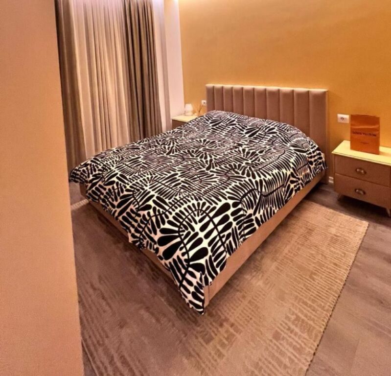 Jepet apartament 3+1+2+Lavanderi+Post Parkimi me qera tek Kompleksi Trio Towers , Rruga Don Bosko .