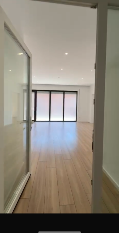 For rent 3+1+2 for Office Myslym Shyri !