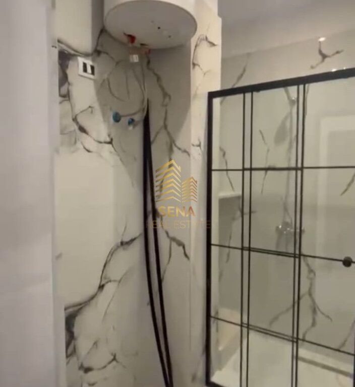 Qira,Hyrje Private 1+1+Blk, Rruga Elbasan, Prane Sanatoriumi, 45.000 Lekemuaj