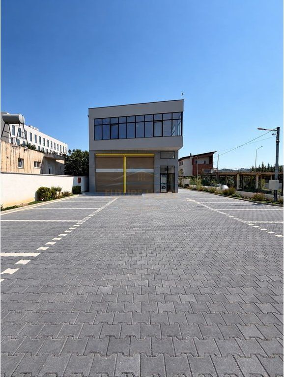 FOR RENT 2 STOREY BUILDING, TEG