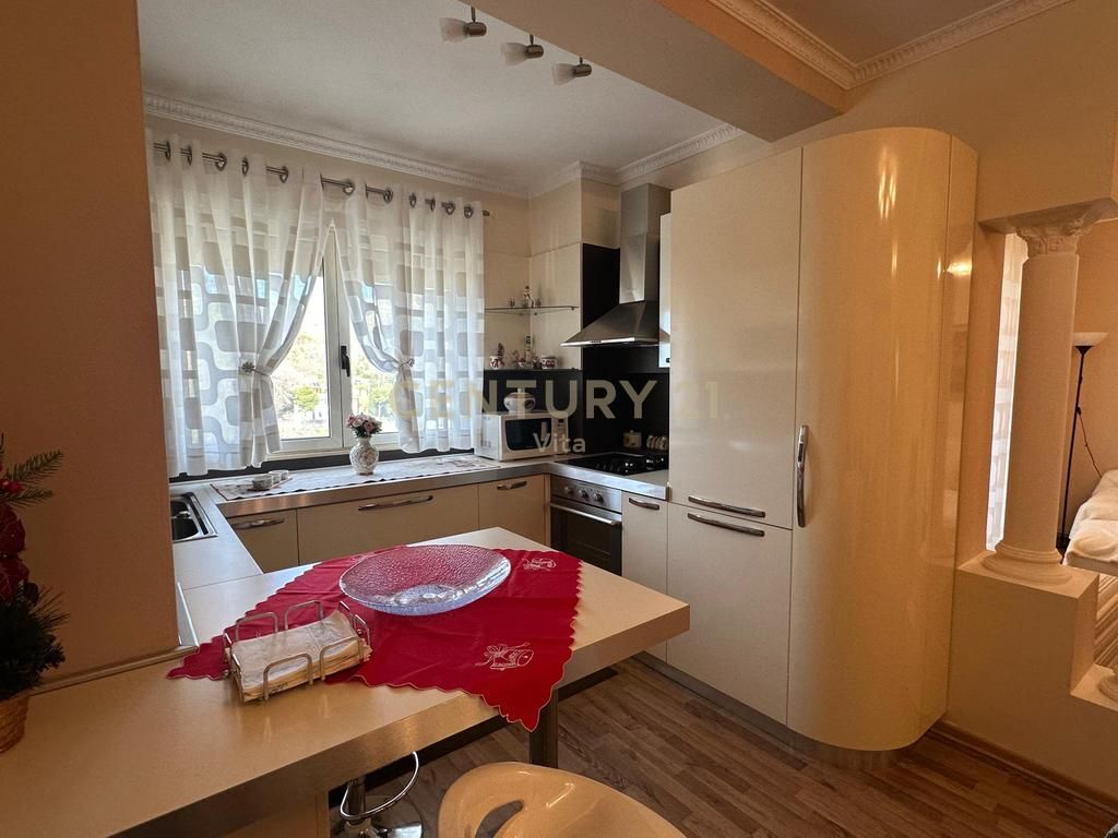 Jepet me qira apartament 1+1 pamje deti në Vollga , Durrës !