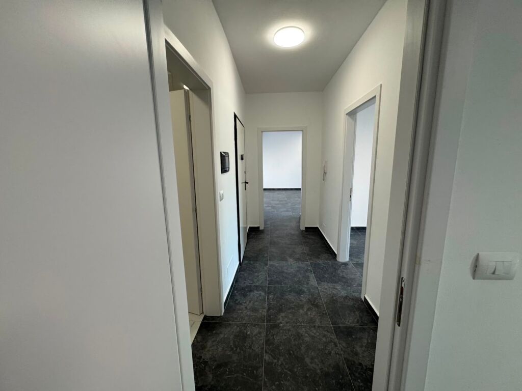 Office for rent at S_Living in Zog te Zi