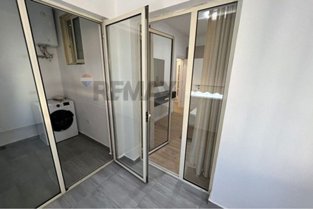Jepet me qera apartament 2+1+2 tek Zogu i zi  