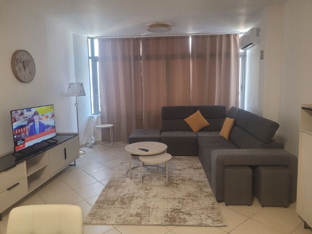 FOR RENT APARTMENT 1+1 – NEAR THE TABAKËVE BRIDGE ✨