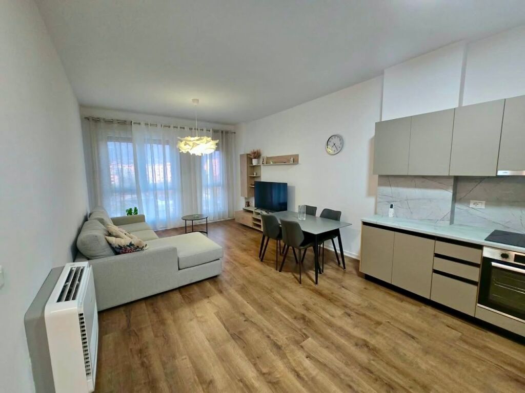 📣 AFFITTO Appartamento 2+1 Con 2 Bagni E Parcheggio 📍 Tirana Uptown, Di Fronte Concord Center 🛣️ Via “5-Maji” ✨