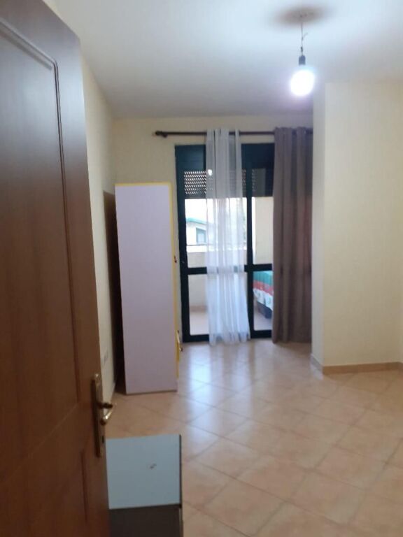 Qera | Apartament 2 + 1+2 | Rruga 5 Maji | 500 €/muaj