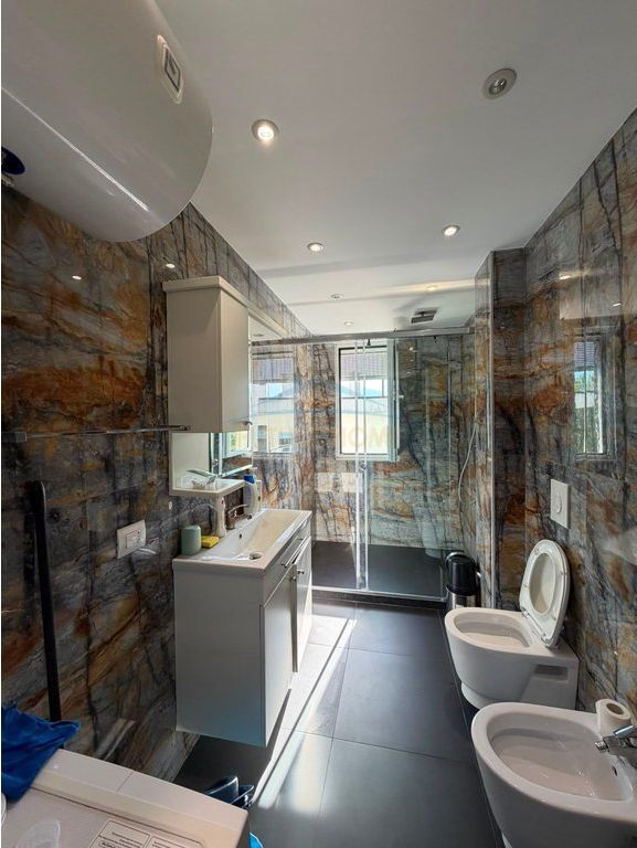 Qera , Apartament 2+1+2 , Kopshti Zoologjik , Tirane