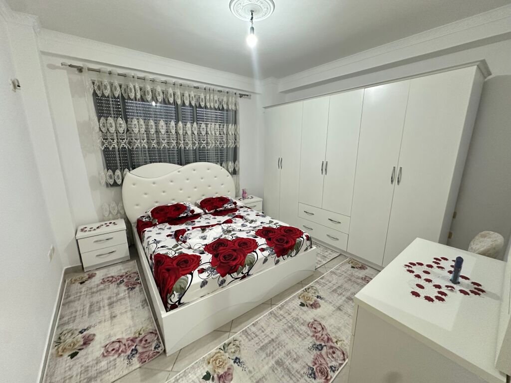 Apartment 33,000 leke in Tresh past the Mamo pastry shop