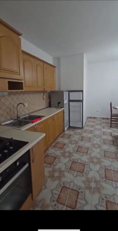 APARTAMENT ME QERA 1+1 SELVIA 55.000 LEKE FH-89437