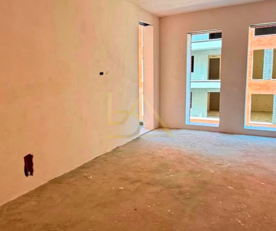 VENDESI APPARTAMENTO 2+1 – RINGSIDE, PASKUQAN