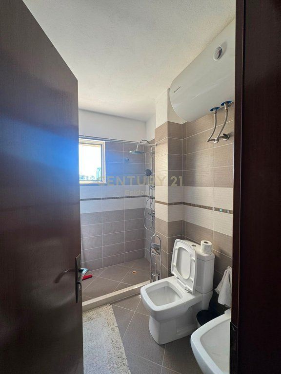 JEPET ME QIRA APARTAMENT 2+1+2 NE VOLLGA ,DURRES !