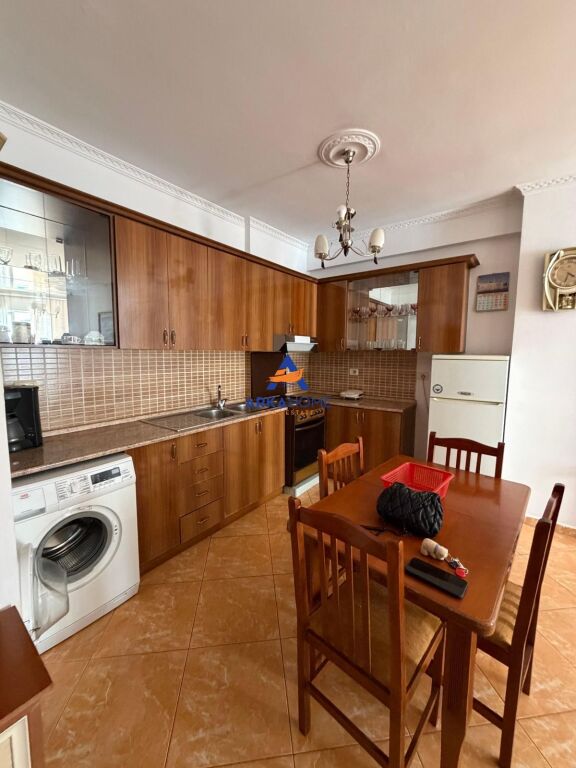 SHITET APARTAMENT 1+1+BALLKON "UNAZA E RE, ASTIR" 110.000 EURO