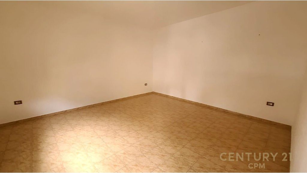 Hapësirë multifunksionale Me Qira te Globe, Tiranë - 3200€ | 600 m²