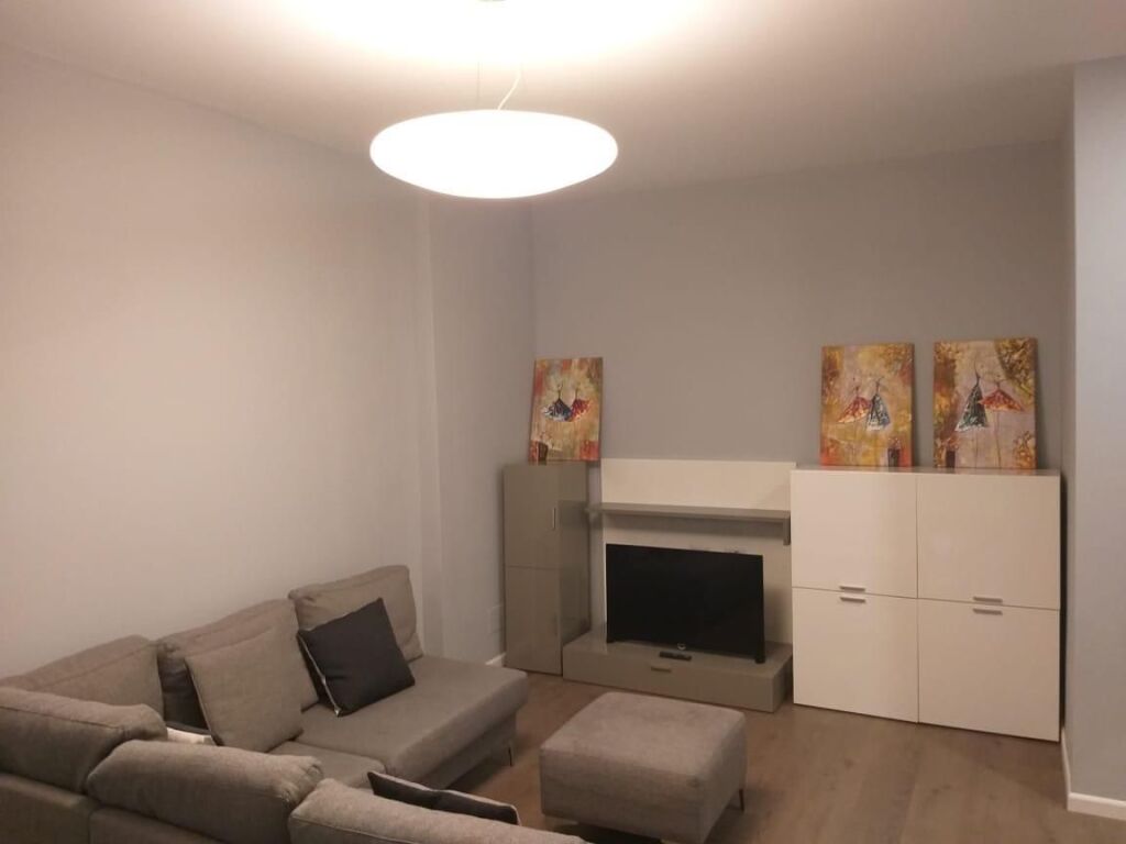 Rent | Apartament 1 + 1 | Blloku | 900 €/month