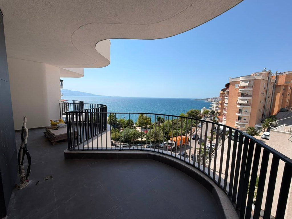 SARANDË, SHESIM APARTAMENT 1+1 ME PAMJE NGA DETI 233,300 €