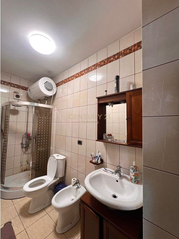 APARTMENT 2+1 FOR RENT OPPOSITE DEIORGJI!!