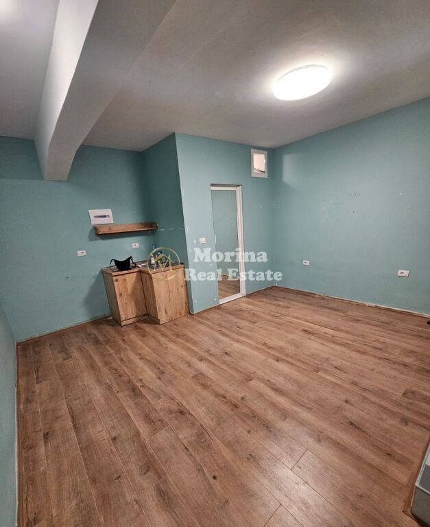 Qera | Ambjent Biznesi | Shallvaret | 350 €/muaj