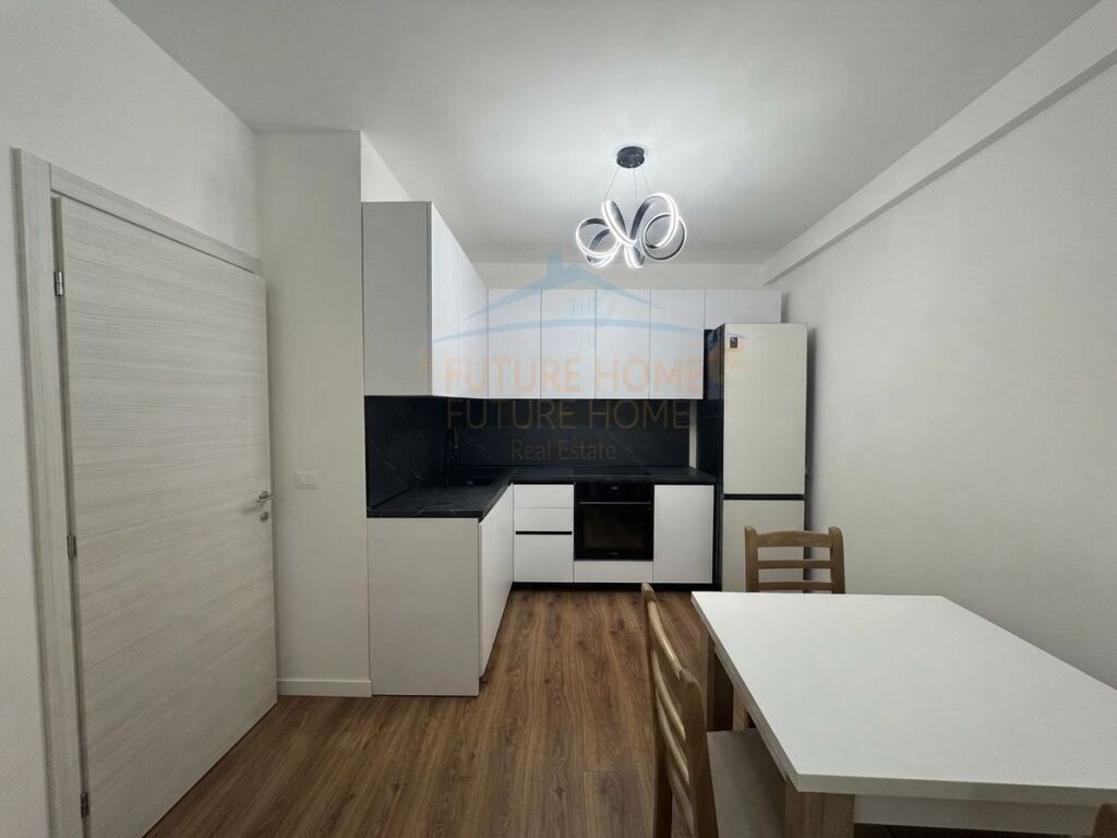 Shitet, Apartament 1+1, Kompleksi E-88, Laprakë