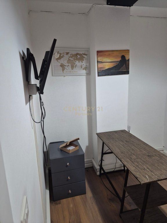 BUSINESS PREMISES FOR RENT - KAVAJES STREET OPPOSITE DELIJORGJI