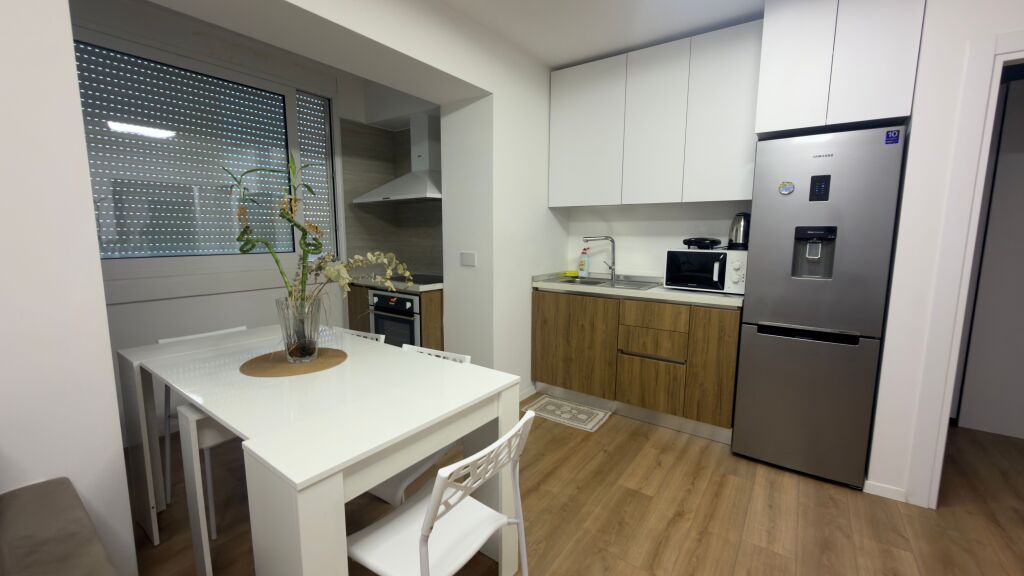 Jepet me qira apartament 3+1+2