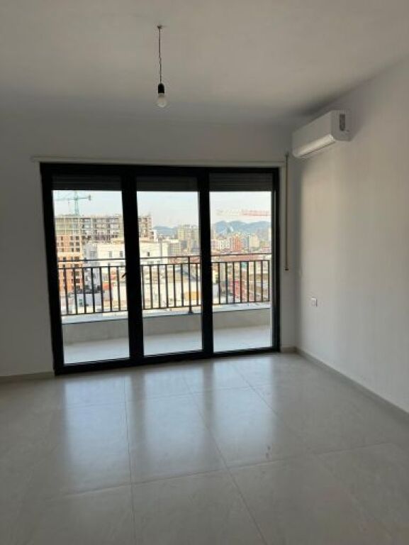 Appartamento in affitto per ufficio al Complesso Ndregjoni, Via Jordan Misja, Nuovo Viale.