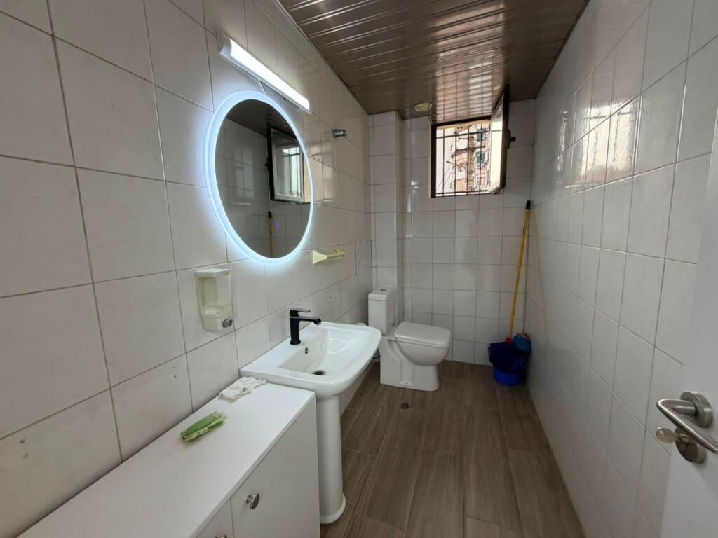Office space for rent at Zogu i I Boulevard.