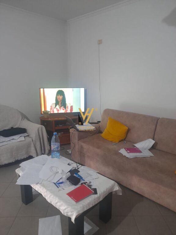 APARTMENT 2+1 FOR RENT NEAR THE FORMER ELECTRIC MARKET 55,000 LEKE