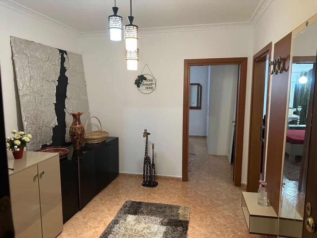 Apartment 2+1 for rent, Zogu i zi