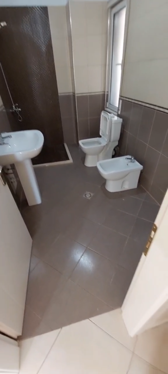 Apartment 2+1+2+ Parking for rent Fresk !