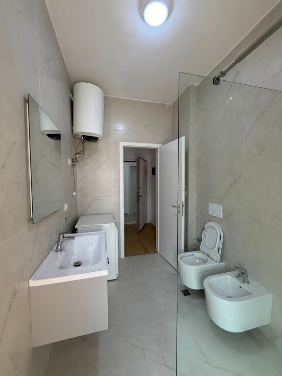 JEPET ME QERA – APARTAMENT 1+1  📍 Kompleksi Kadiu, Ali Demi