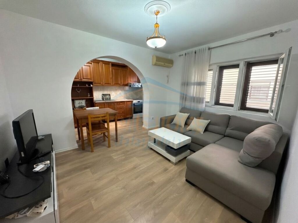 Qera, Apartament 1+1, Qytet Studenti, Tiranë.