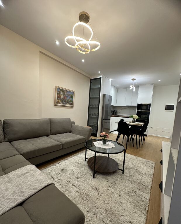 Affitto | Apartament 2 + 1 | Univers City | 650 €/mese