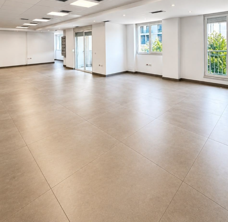 Office for rent is given near the Paris Commune, near the Indian Eye Clinic.